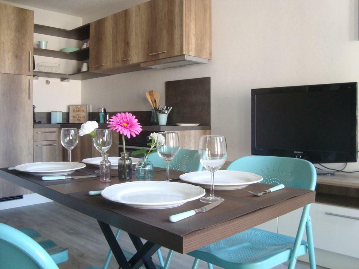 Au Coeur De Port Frejus - T2 30 M² - Tout A Pied Exteriör bild